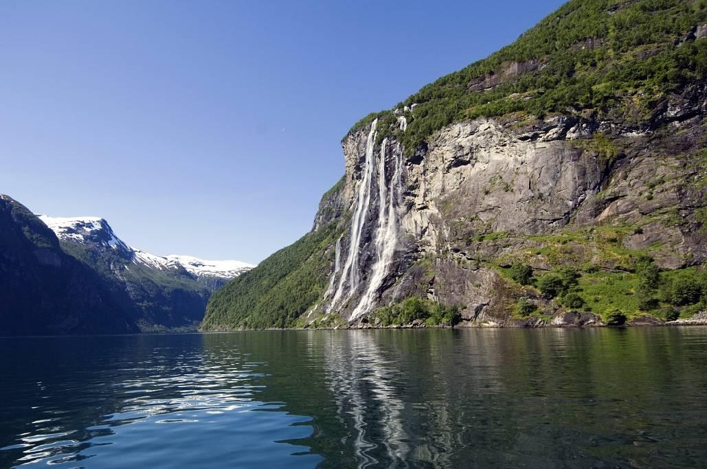 CRUCEROS FIORDOS SIETE HERMANAS GEIRANGER